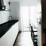 Апартаменти Sweethomeadeje *