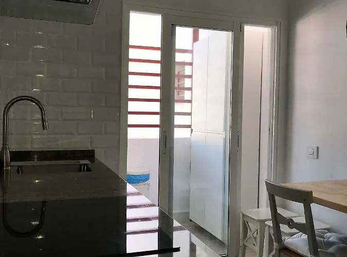 Apartment Sweethomeadeje *